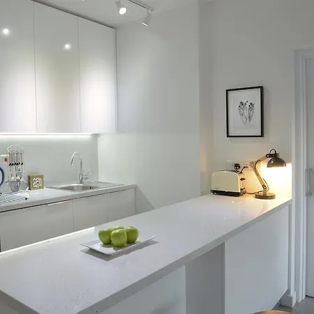 Apartment 202 Boutique